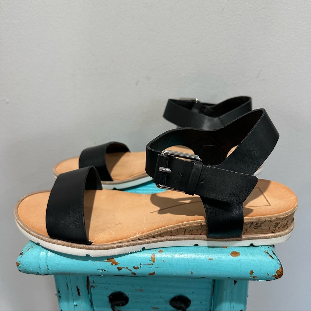 Dolce Vita Wedge Sandal Black Size 8.5